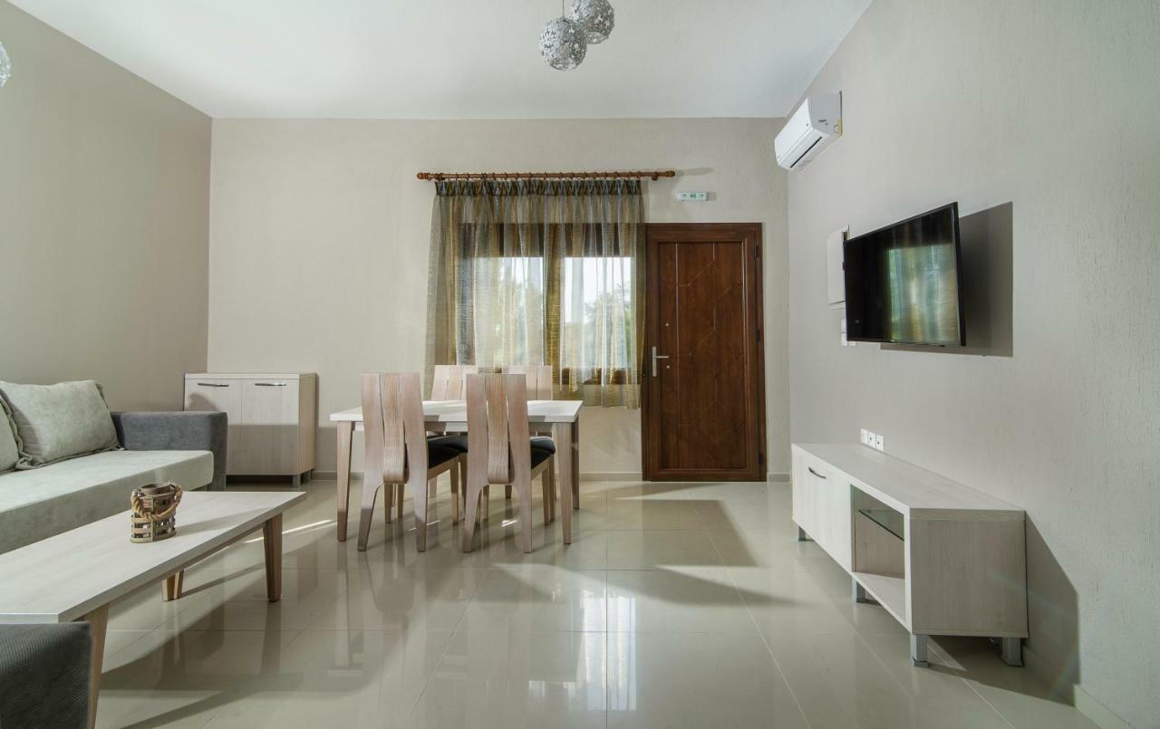Luxury Apartments Marianna Néos Marmarás Exterior foto