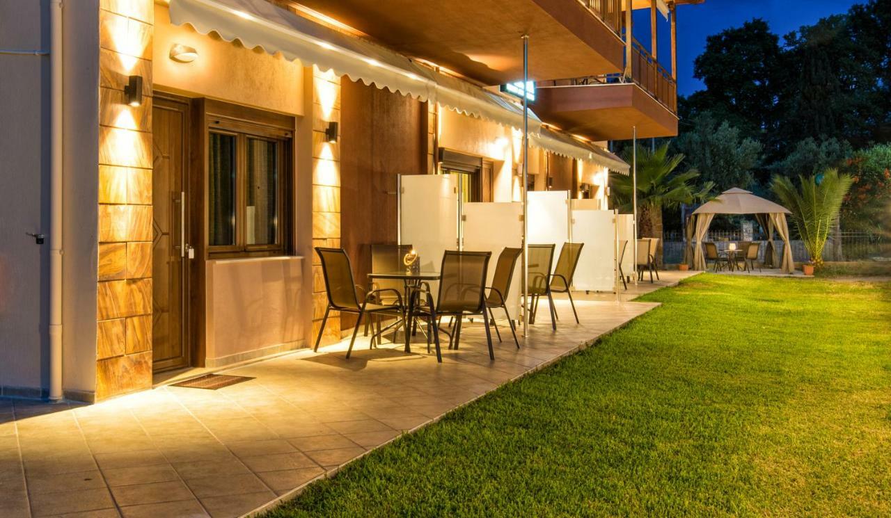 Luxury Apartments Marianna Néos Marmarás Exterior foto