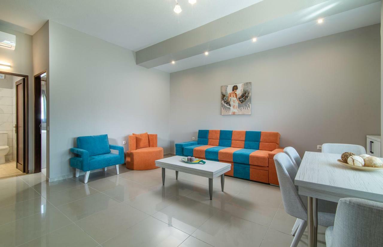 Luxury Apartments Marianna Néos Marmarás Exterior foto
